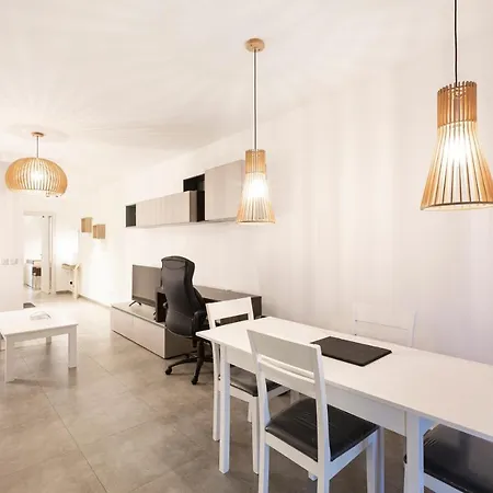 259/4 Prime Location! Lovely 1 Bedroom Flat Appartamento *