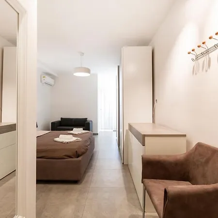 259/4 Prime Location! Lovely 1 Bedroom Flat Appartamento *