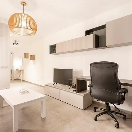 259/4 Prime Location! Lovely 1 Bedroom Flat Gzira